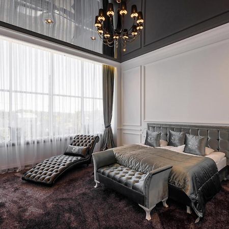 Grand Royal Hotel Tjernivtsi Eksteriør billede
