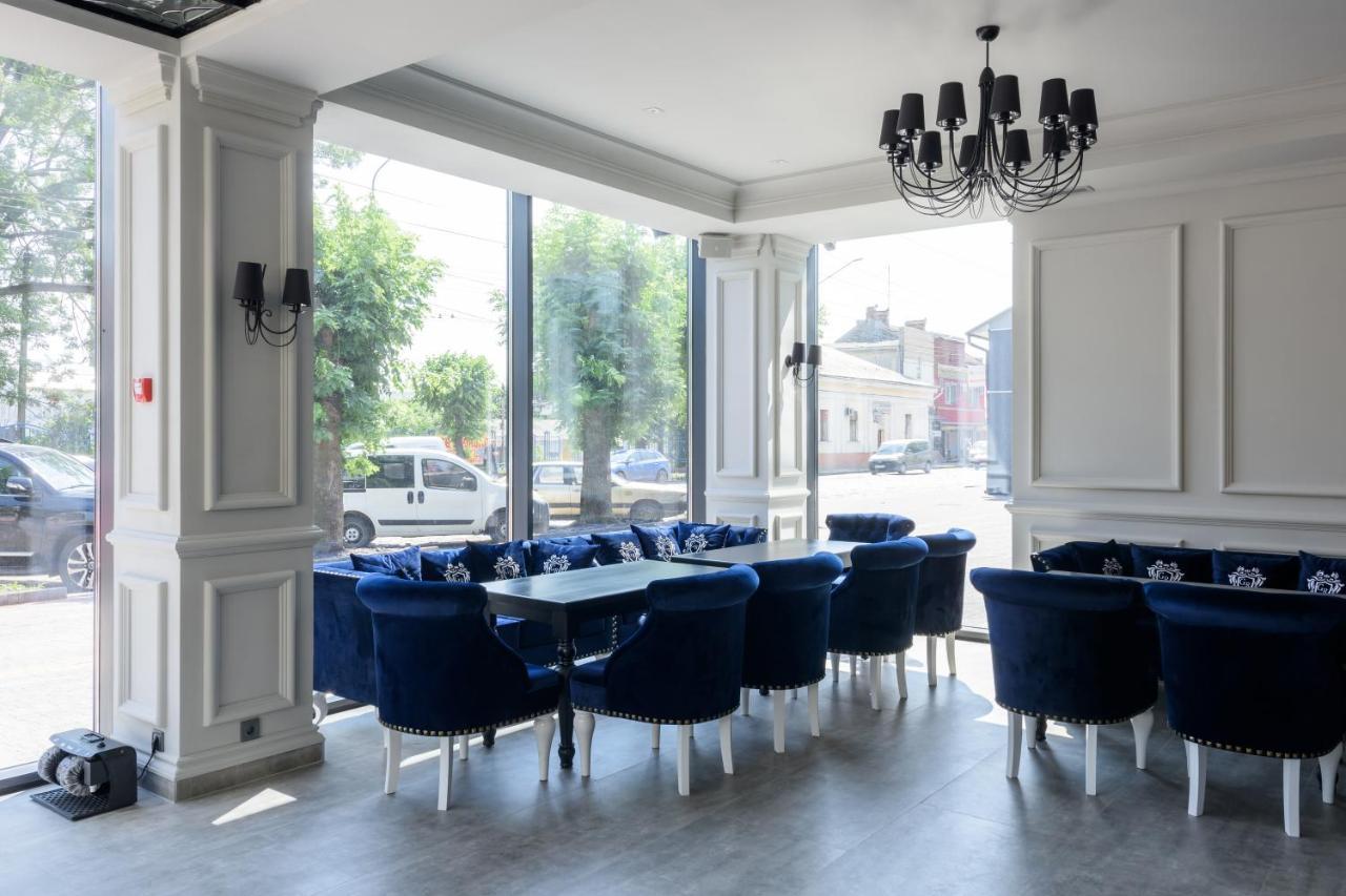 Grand Royal Hotel Tjernivtsi Eksteriør billede