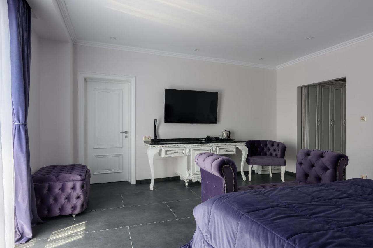 Grand Royal Hotel Tjernivtsi Eksteriør billede