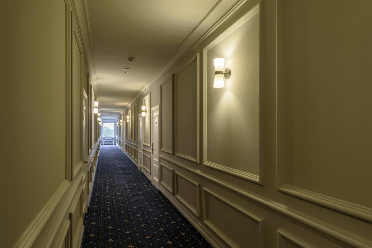 Grand Royal Hotel Tjernivtsi Eksteriør billede
