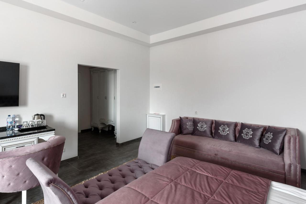 Grand Royal Hotel Tjernivtsi Eksteriør billede