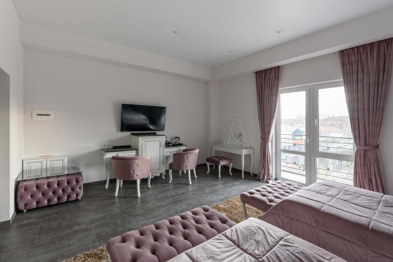 Grand Royal Hotel Tjernivtsi Eksteriør billede